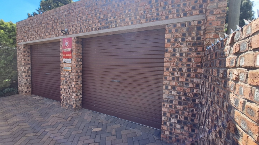 2 Bedroom Property for Sale in Pellissier Free State